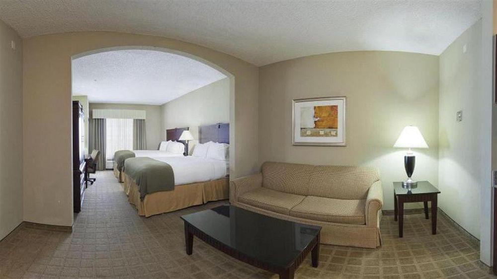 Holiday Inn Express Hotel & Suites Shawnee I-40 By Ihg Exterior foto