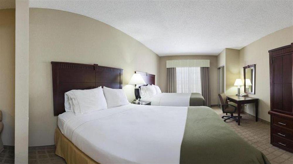 Holiday Inn Express Hotel & Suites Shawnee I-40 By Ihg Exterior foto